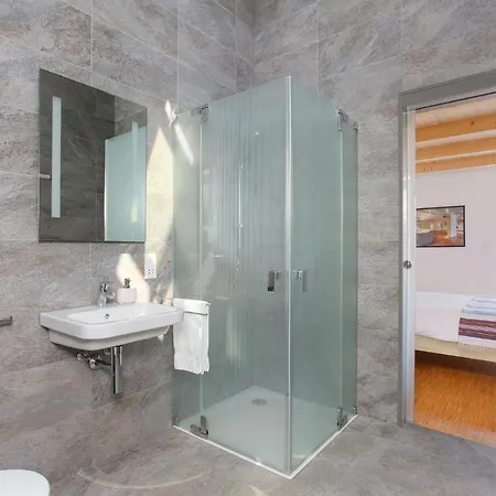 Contemporary Bolthole, Short Walk From City Canterbury Exterior photo