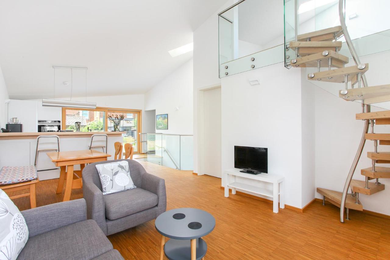 Contemporary Bolthole, Short Walk From