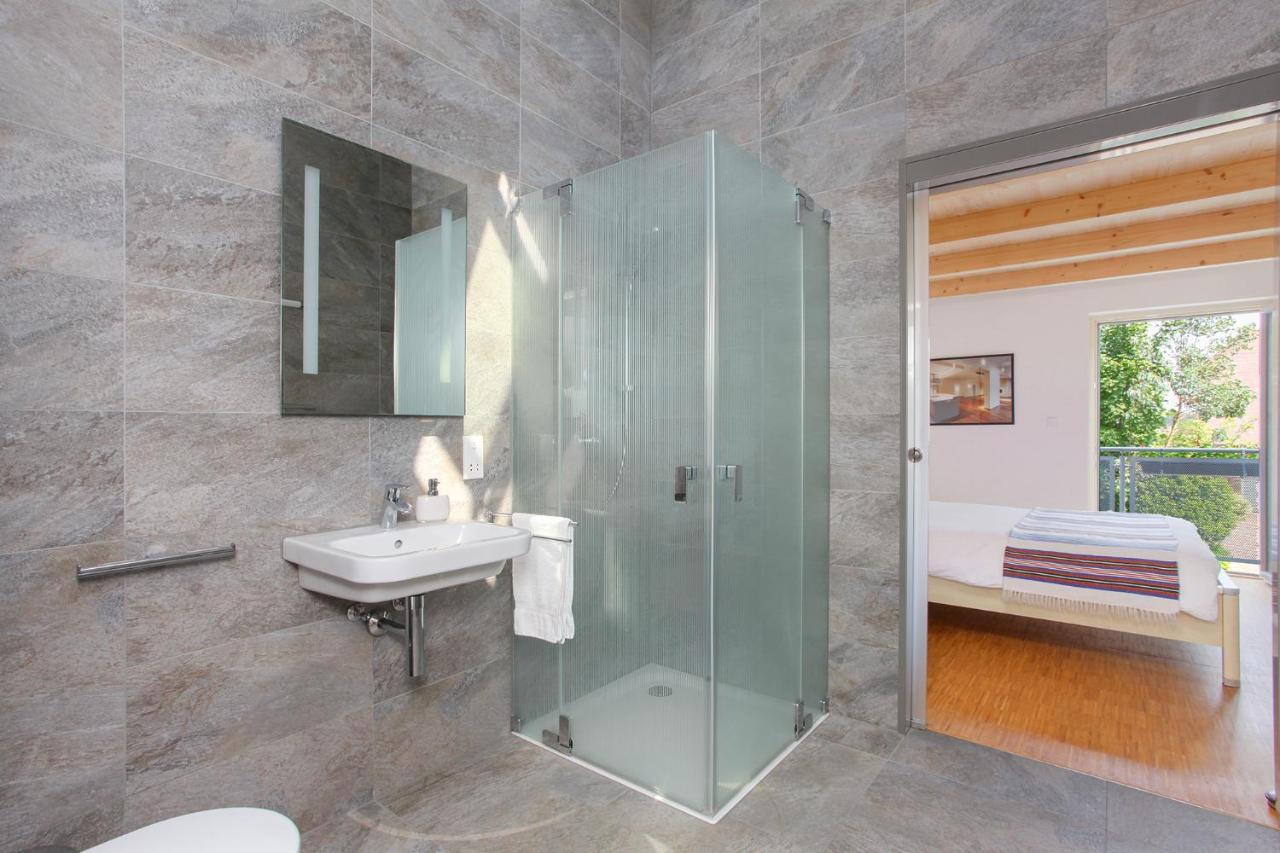 Contemporary Bolthole, Short Walk From Apartment Canterbury